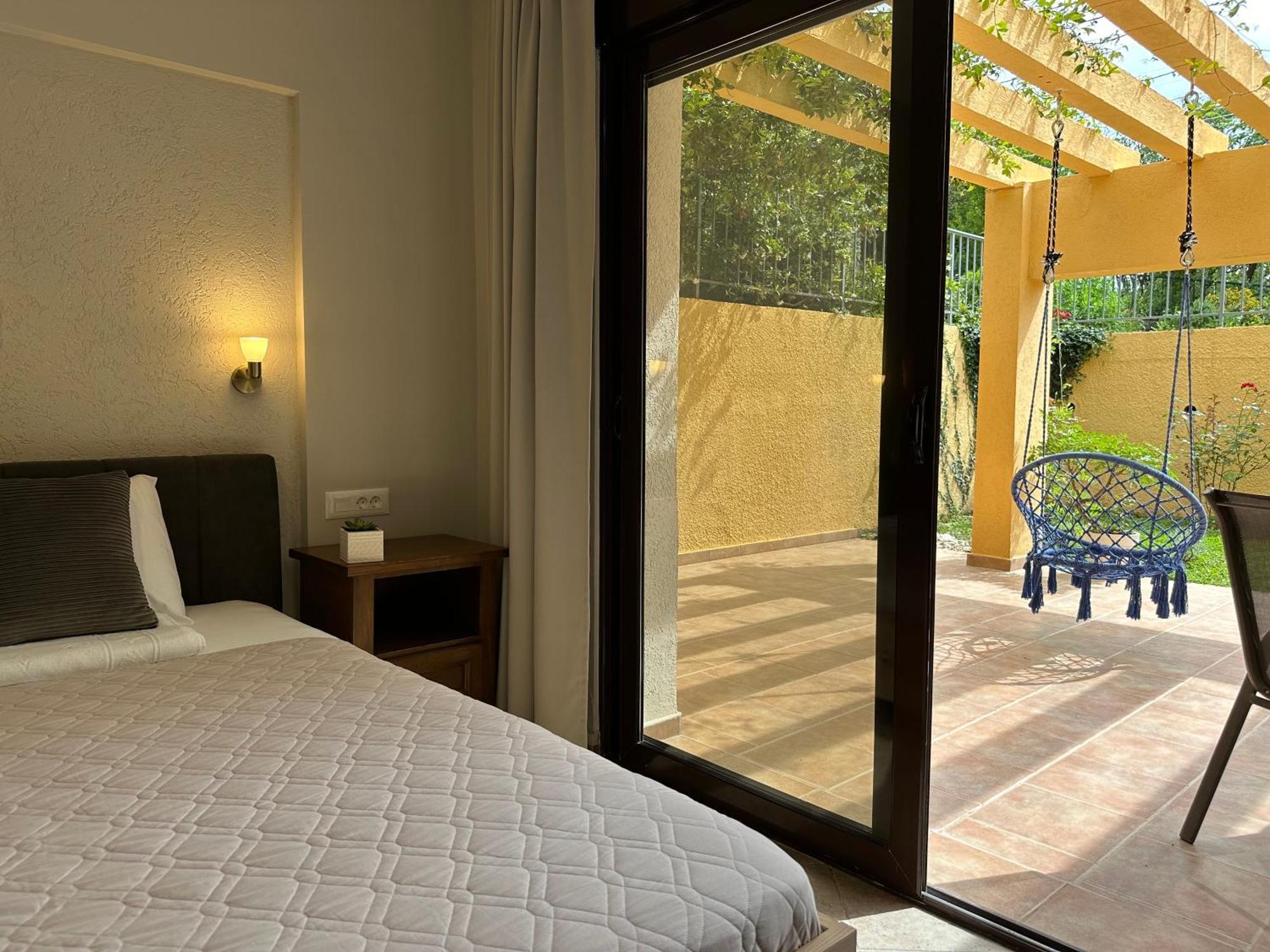 Villa Risan Apartments Bagian luar foto