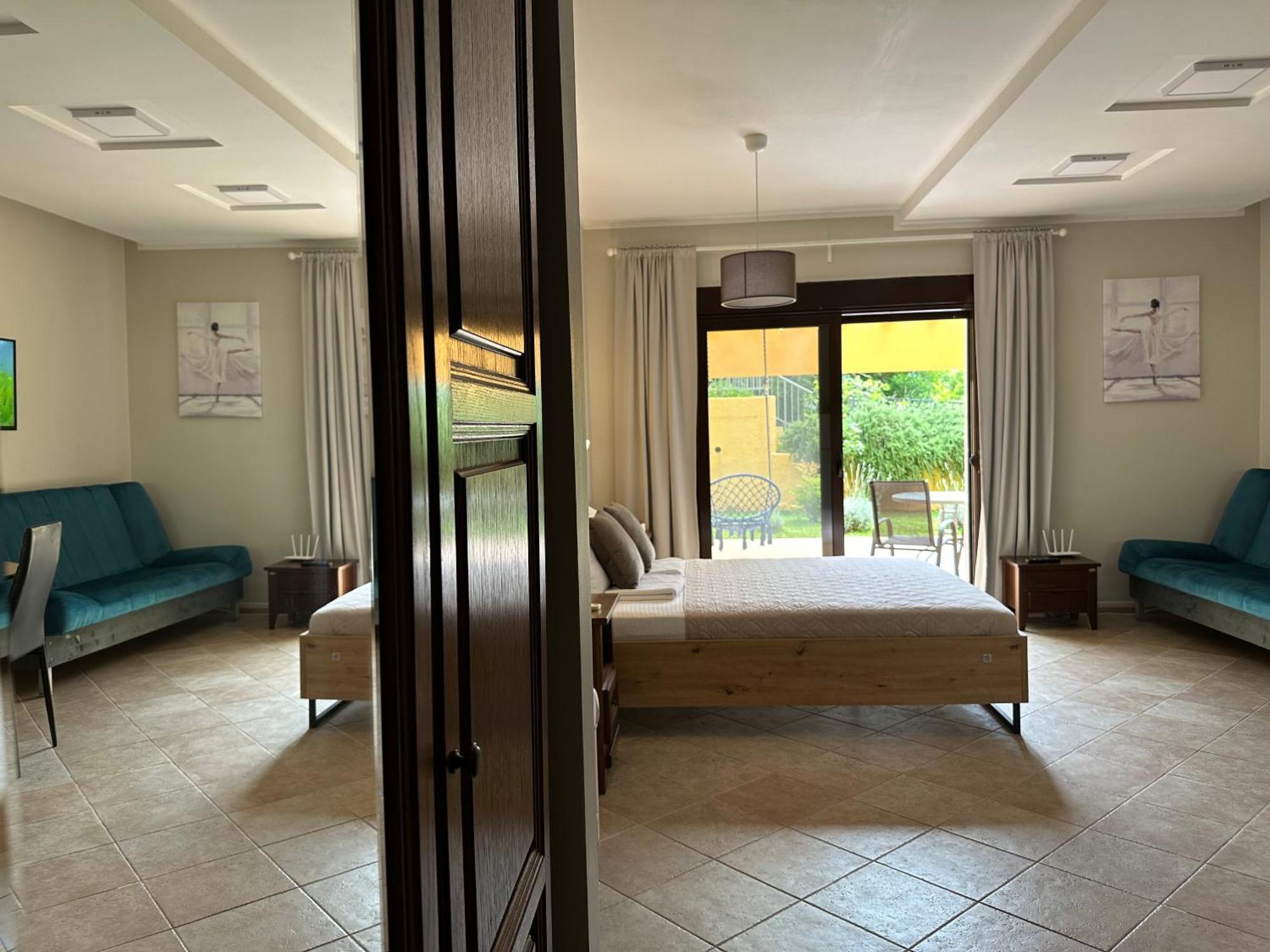Villa Risan Apartments Bagian luar foto