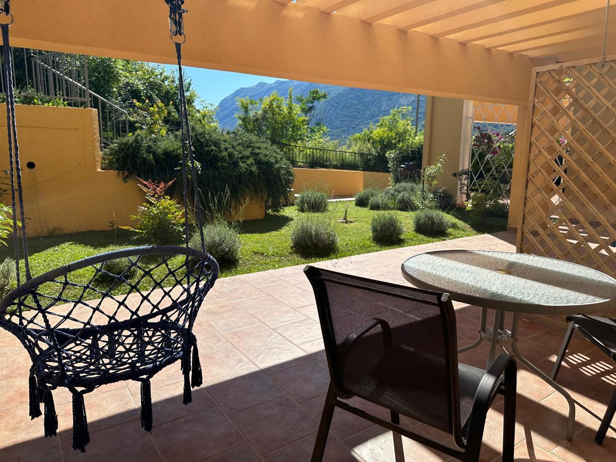 Villa Risan Apartments Bagian luar foto