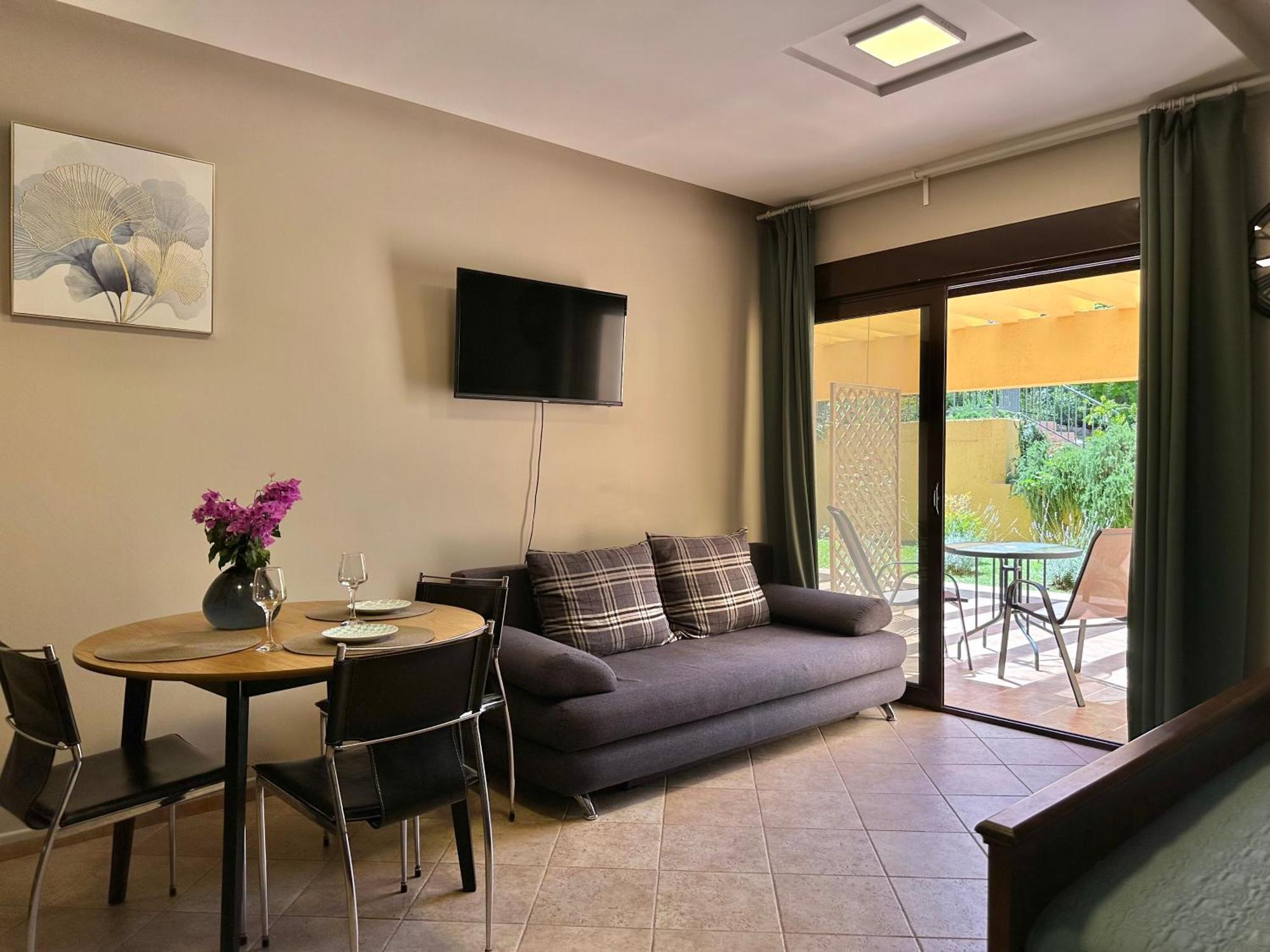 Villa Risan Apartments Bagian luar foto